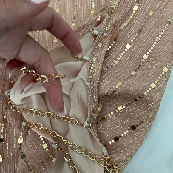 Dress - Picture 4 of 5